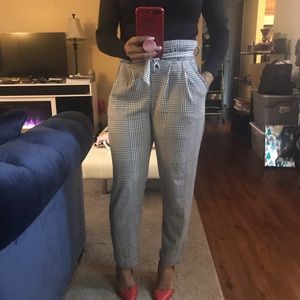 High waist pants with belt